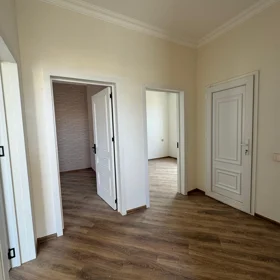 In Baku 110.0 m² house with 3.0 rooms is for sale - Image 2