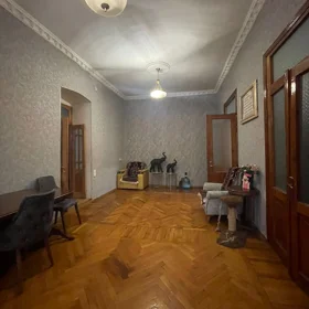 In Baku 126.0 m² apartment is for sale - Image 2