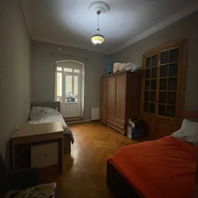 In Baku 126.0 m² apartment is for sale - Image 4