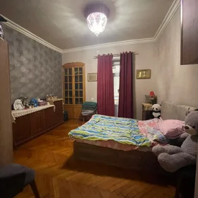 In Baku 126.0 m² apartment is for sale - Image 5