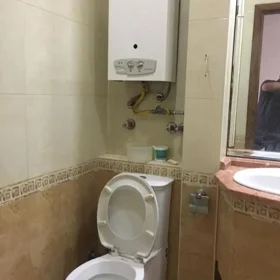 In Baku 100.0 m² apartment is for sale - Image 5