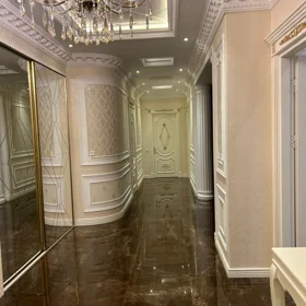 In Baku 160.0 m² apartment is for rent - Image 4