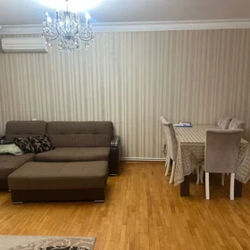 In Baku 104.0 m² apartment is for rent - Image 4