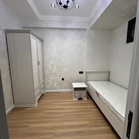 In Baku 113.0 m² apartment is for rent - Image 5