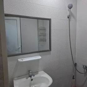 In Baku 50.0 m² apartment is for rent - Image 3