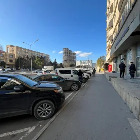 In Baku 160.0 m² commercial is for rent - Image 4