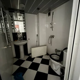 In Baku 160.0 m² commercial is for rent - Image 5