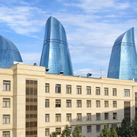 In Baku 90.0 m² apartment is for rent - Image 5