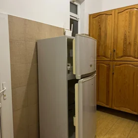 In Baku 84.0 m² house with 3.0 rooms is for rent - Image 3