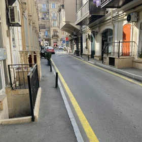 In Baku 30.0 m² house with 1.0 rooms is for rent - Image 4