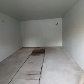 In Baku 27.0 m² garage is for sale - Image 2