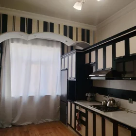 In Baku 75.0 m² apartment is for rent - Image 2