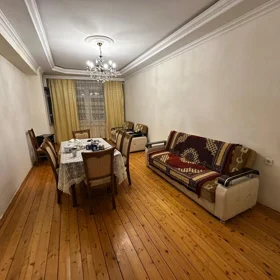 In Baku 70.0 m² apartment is for sale - Image 3