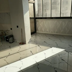 In Baku 144.0 m² apartment is for sale - Image 3