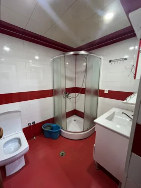 In Baku 70.0 m² apartment is for sale - Image 3