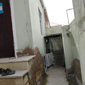 In Baku 45.0 m² house with 2.0 rooms is for sale - Image 5