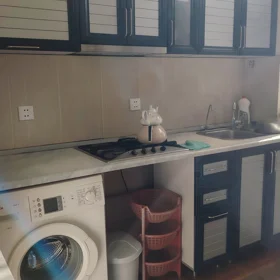 In Baku 150.0 m² apartment is for sale - Image 5