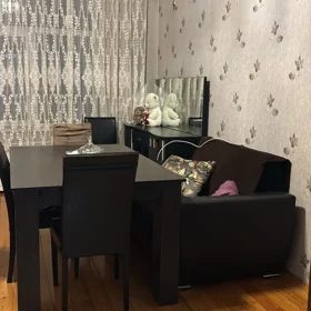 In Baku 60.0 m² apartment is for sale - Image 2