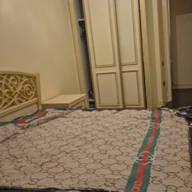 In Baku 90.0 m² apartment is for sale - Image 3