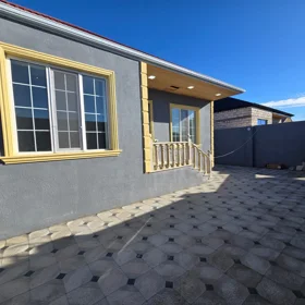 In Baku 120.0 m² house with 4.0 rooms is for sale - Image 3