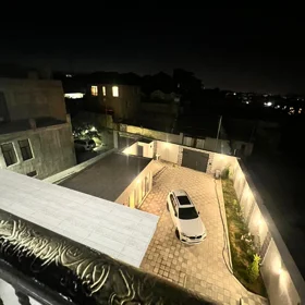 In Baku 400.0 m² house with 5.0 rooms is for sale - Image 4