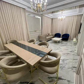 In Baku 400.0 m² house with 5.0 rooms is for sale - Image 5