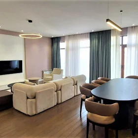 In Baku 180.0 m² apartment is for rent - Изображение 2