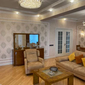 In Baku 185.0 m² apartment is for sale - Изображение 5