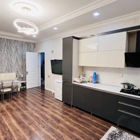 In Baku 350.0 m² house with 7.0 rooms is for sale - Изображение 4