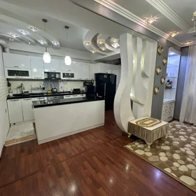 In Baku 90.0 m² apartment is for rent - Изображение 2