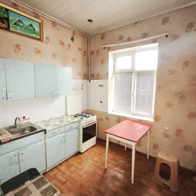 In Baku 90.0 m² apartment is for sale - Image 3