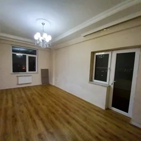 In Baku 67.0 m² apartment is for sale - Image 4