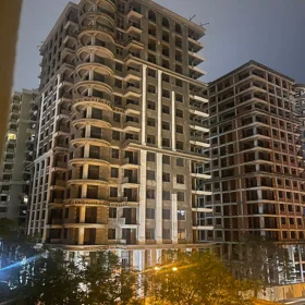 In Baku 86.0 m² apartment is for sale - Image 2