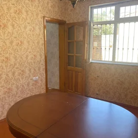 In Baku 65.0 m² house with 2.0 rooms is for rent - Image 3