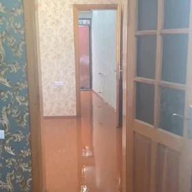 In Baku 65.0 m² house with 2.0 rooms is for rent - Image 4