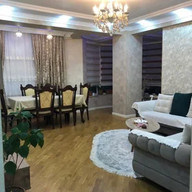 In Baku 119.0 m² apartment is for sale - Image 2