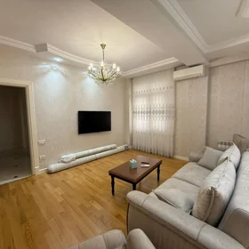 In Baku 188.0 m² apartment is for rent - Image 2