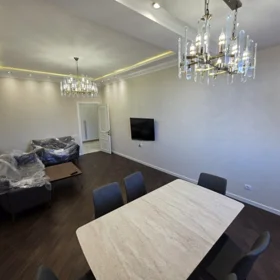 In Baku 88.0 m² apartment is for rent - Image 4