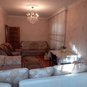 In Baku 110.0 m² apartment is for sale - Image 2