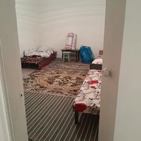 In Baku 86.0 m² house with 3.0 rooms is for sale - Image 2