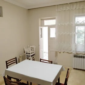 In Baku 40.0 m² apartment is for rent - Image 2