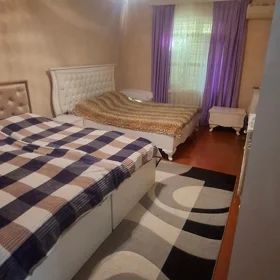 In Baku 160.0 m² house with 3.0 rooms is for sale - Image 3