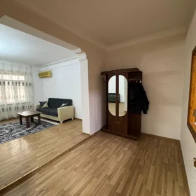 In Baku 75.0 m² apartment is for sale - Image 2