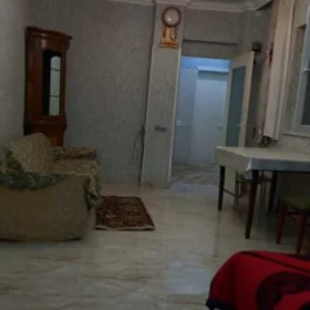 In Baku 45.0 m² house with 2.0 rooms is for rent - Image 4