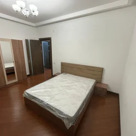 Baku-da 150.0 m2 mənzil kirayə verilir - Şəkil 3