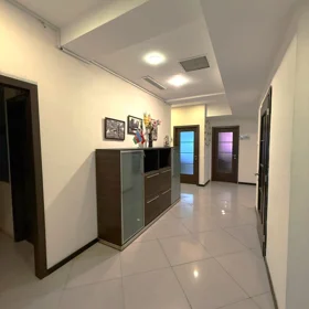 Baku-da 36.0 m2 ofis kirayə verilir - Şəkil 5