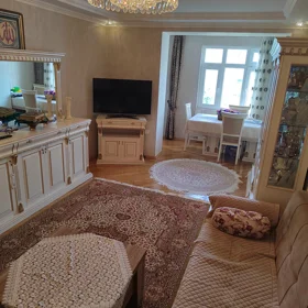 nan-da 100.0 m2 mənzil satılır - Şəkil 4