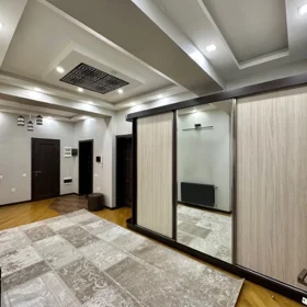 In Baku 129.0 m² apartment is for rent - Image 5