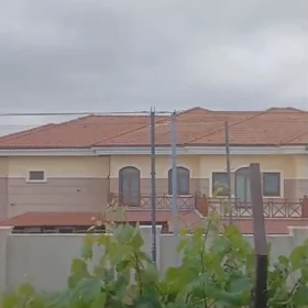 In Baku 65.0 m² house with 3.0 rooms is for sale - Image 2