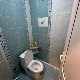 In Baku 210.0 m² house with 5.0 rooms is for sale - Image 3